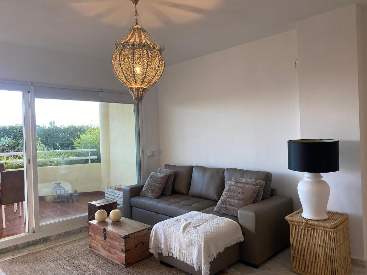 בנאלמדנה Apartamentos Costa Quebrada מראה חיצוני תמונה