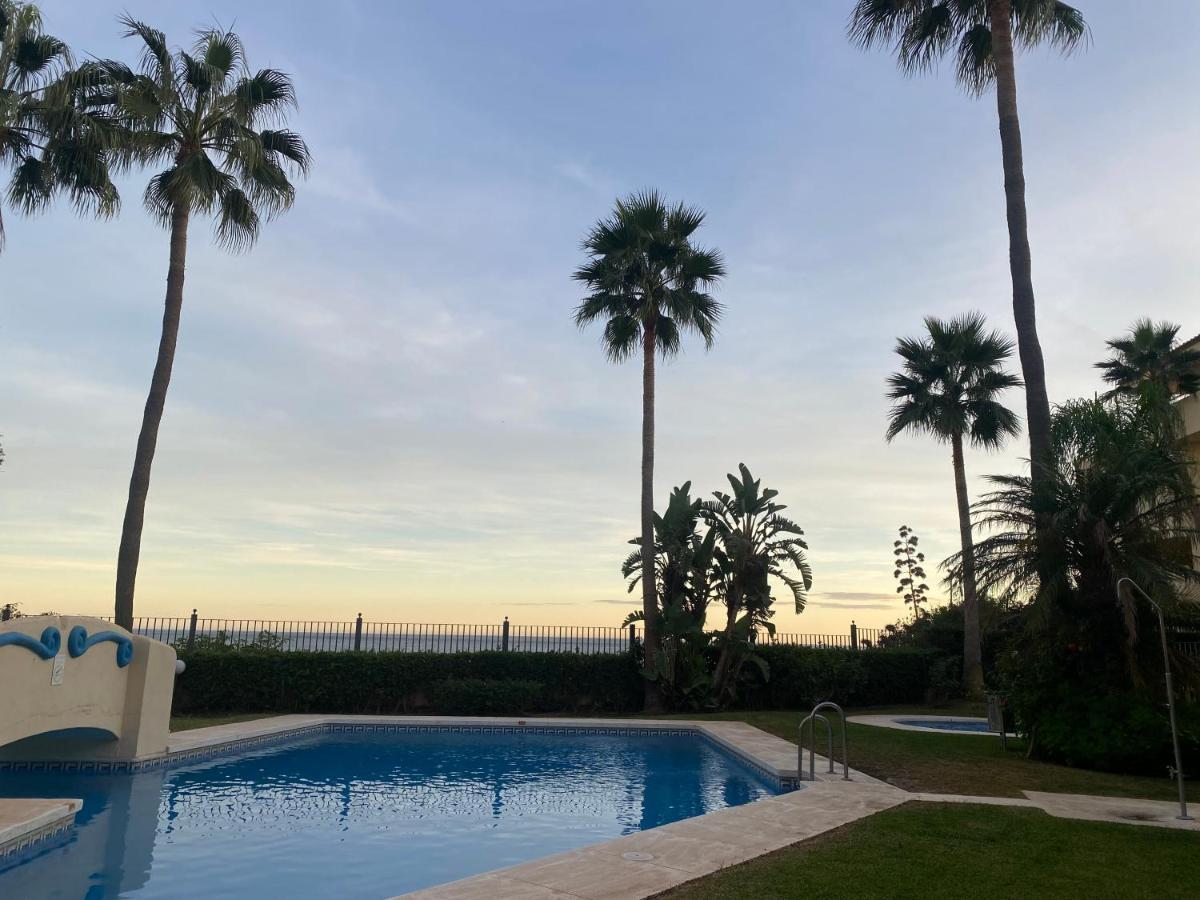 בנאלמדנה Apartamentos Costa Quebrada מראה חיצוני תמונה