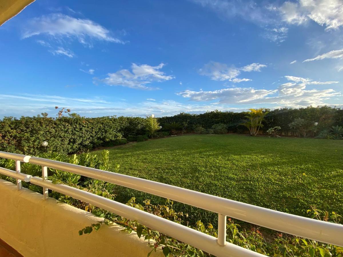 בנאלמדנה Apartamentos Costa Quebrada מראה חיצוני תמונה