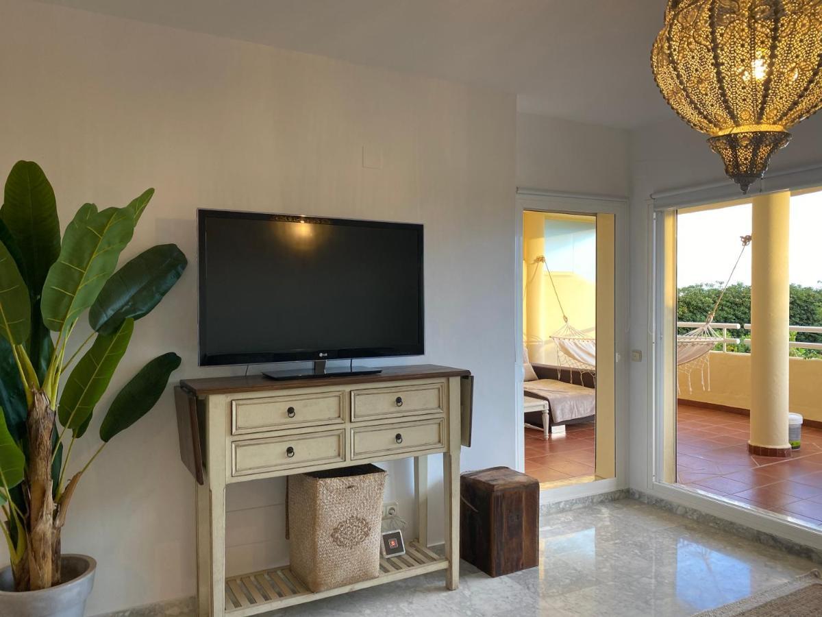 בנאלמדנה Apartamentos Costa Quebrada מראה חיצוני תמונה